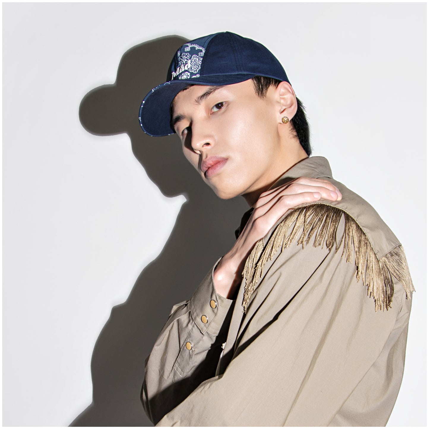 Cashew Flower Stitching Curved Eyebrow Baseball Hat - Prime Warehouse