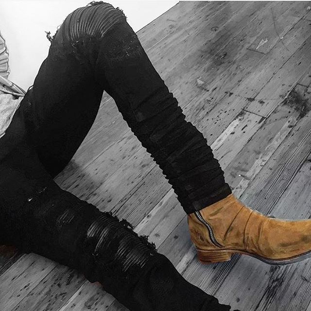 Shredded jeans, slim feet, jeans, motorcycle, men's trousers - Prime Warehouse