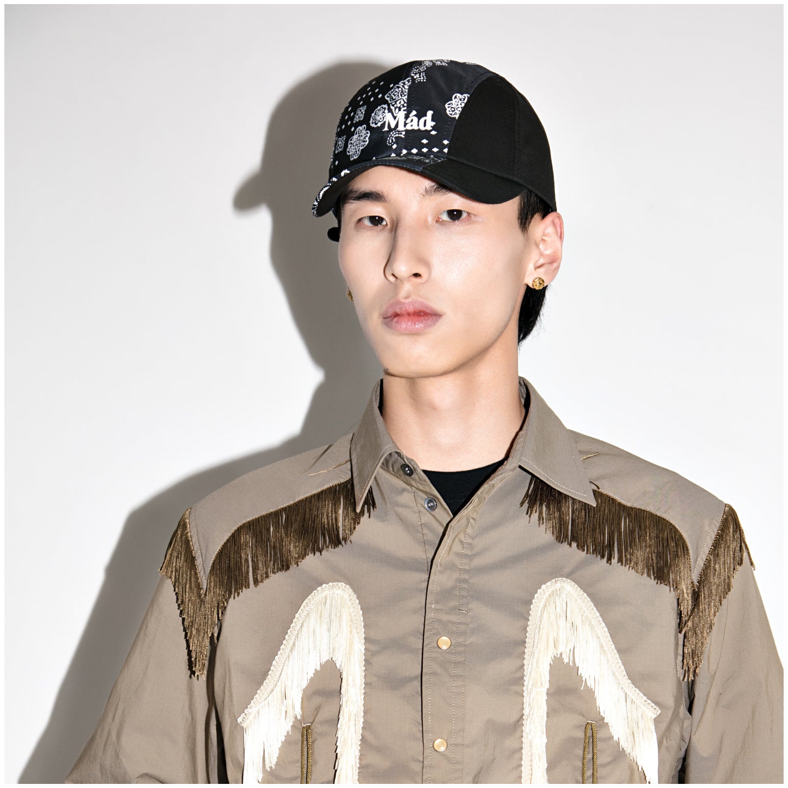 Cashew Flower Stitching Curved Eyebrow Baseball Hat - Prime Warehouse