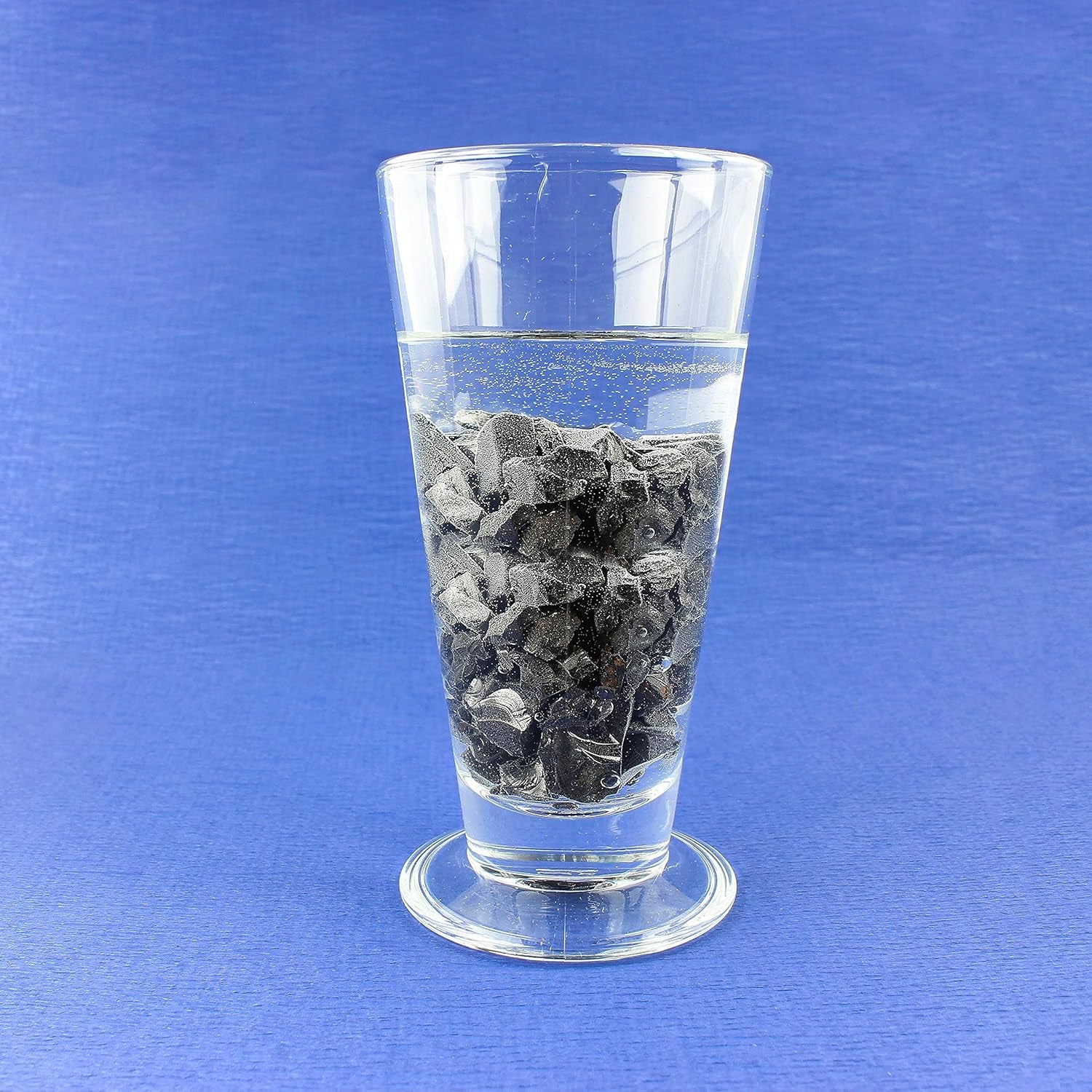 Shungite Elite Stones for Water Purification | Silvery Shine Raw Elite Noble Shungite Detoxification Stones for Water Filtering | Natural and Authentic Shungite Nuggets from Karelia (25G)